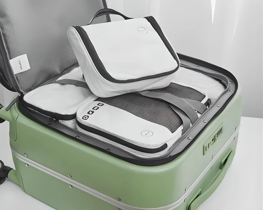 cute hardshell suitcase